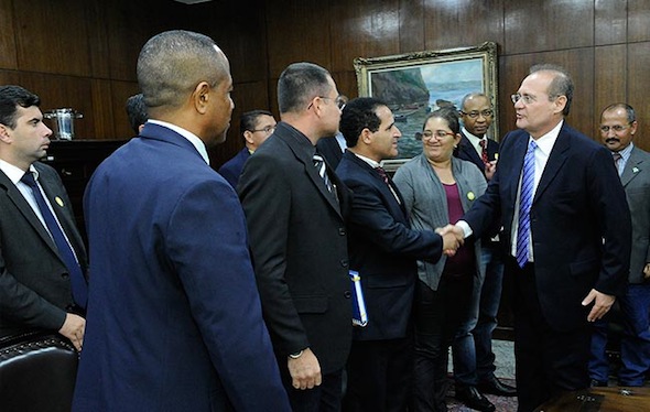 militares-recebidos-por-renan-calheiros