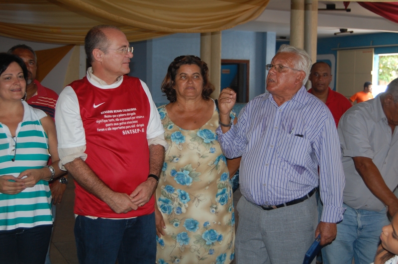 Lindinalvo agradece ao senador Renan por sua luta em benefício dos aposentados e pensionistas da Funasa