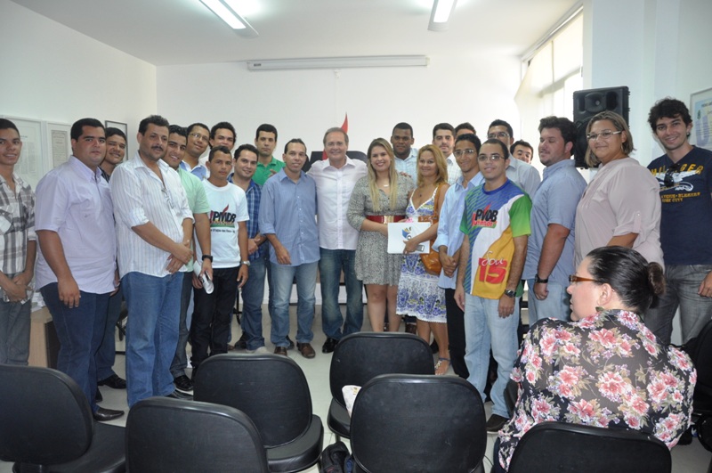 Senador Renan Calheiros prestigiou a reunião dos dirigentes da JPMDB em Alagoas
